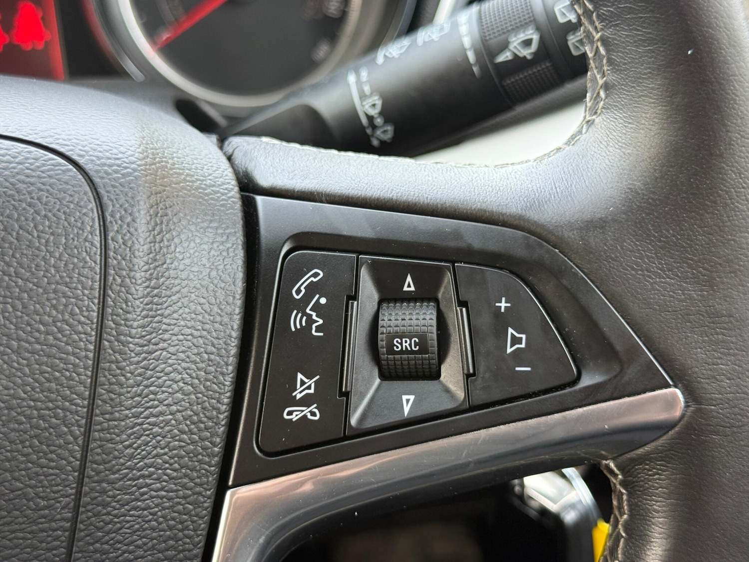 Used Vauxhall Mokka 2014 for sale - 78204134: Photo 28