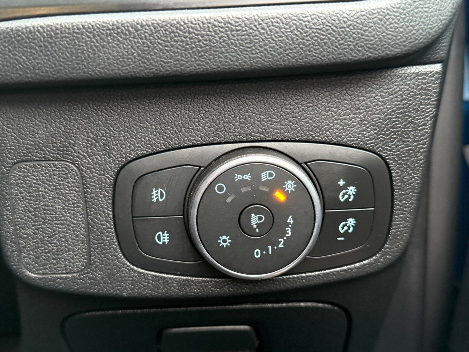 Used Ford Focus 2018 for sale - 76666617: Photo 40