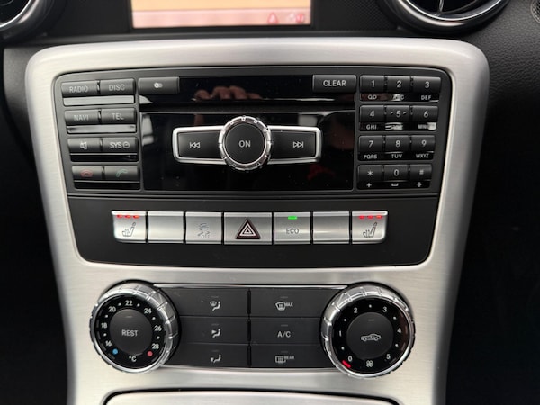 Used Mercedes-Benz SLK 2013 for sale - 76314275: Photo 32