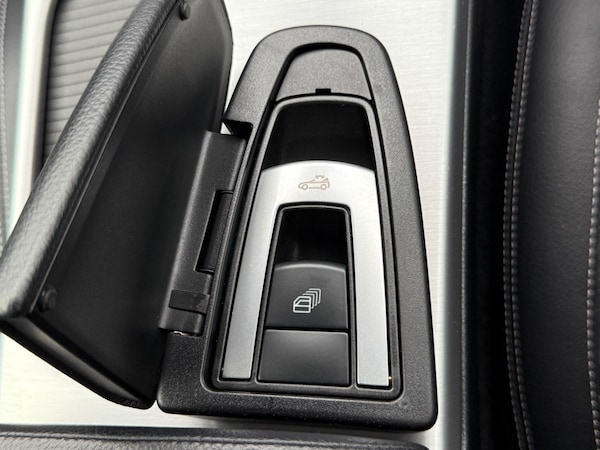 Used Mercedes-Benz SLK 2013 for sale - 76314275: Photo 41