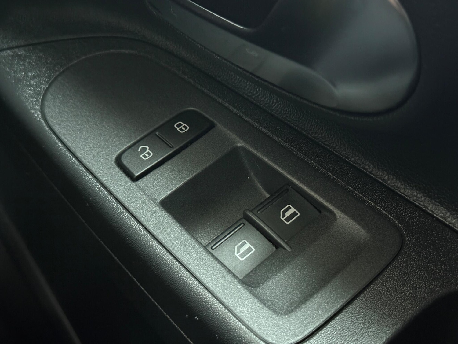 Used Volkswagen up! 2015 for sale - 76425437: Photo 21