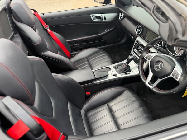 Used Mercedes-Benz SLK 2015 for sale - 76307555: Photo 12