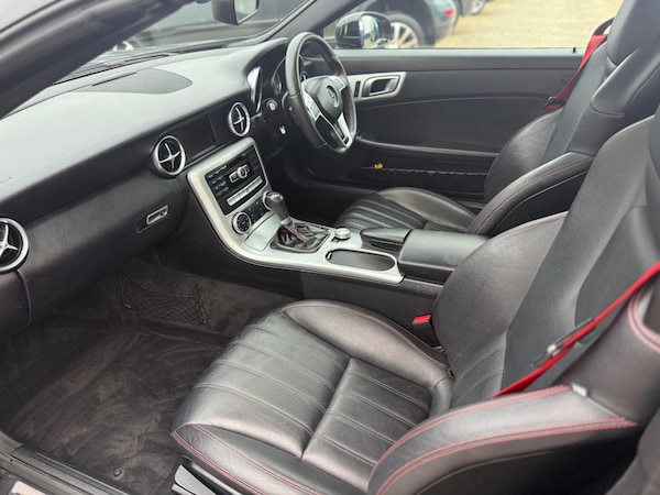Used Mercedes-Benz SLK 2015 for sale - 76307555: Photo 30