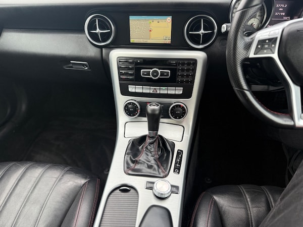Used Mercedes-Benz SLK 2015 for sale - 76307555: Photo 35
