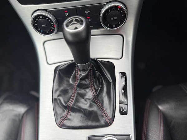 Used Mercedes-Benz SLK 2015 for sale - 76307555: Photo 37
