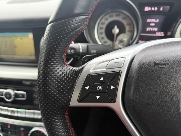 Used Mercedes-Benz SLK 2015 for sale - 76307555: Photo 41