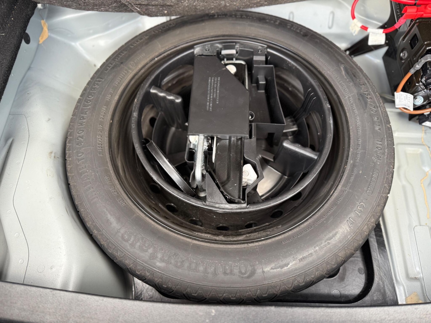 Used Mercedes-Benz E Class 2012 for sale - 76913187: Photo 17