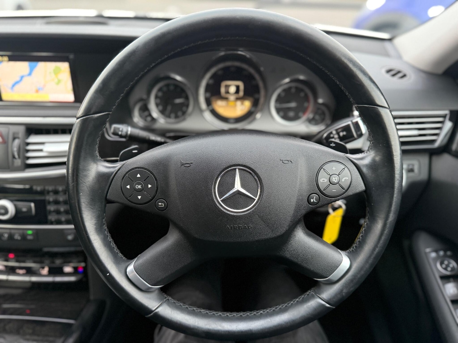 Used Mercedes-Benz E Class 2012 for sale - 76913187: Photo 18