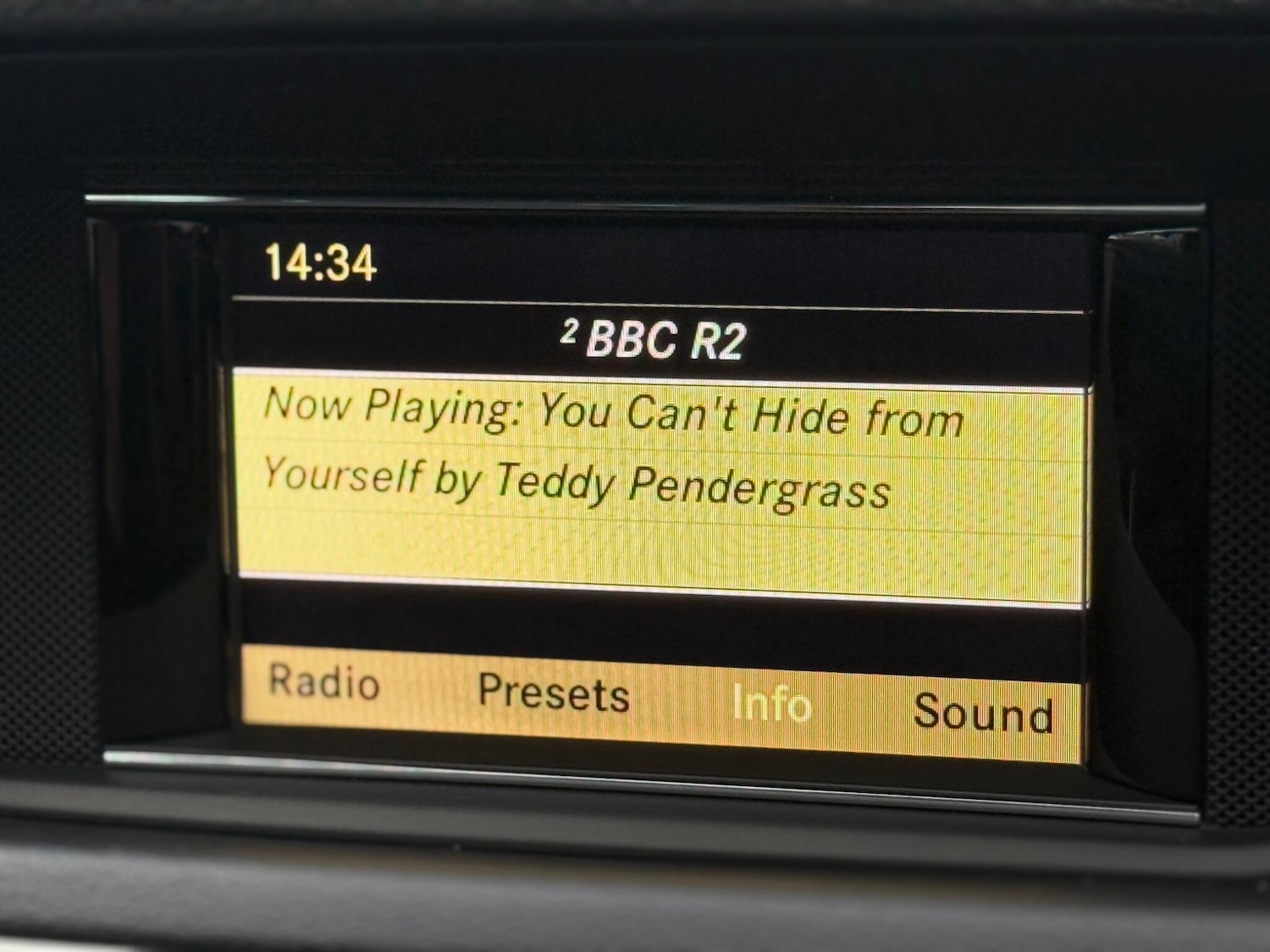 Used Mercedes-Benz E Class 2012 for sale - 76913187: Photo 24