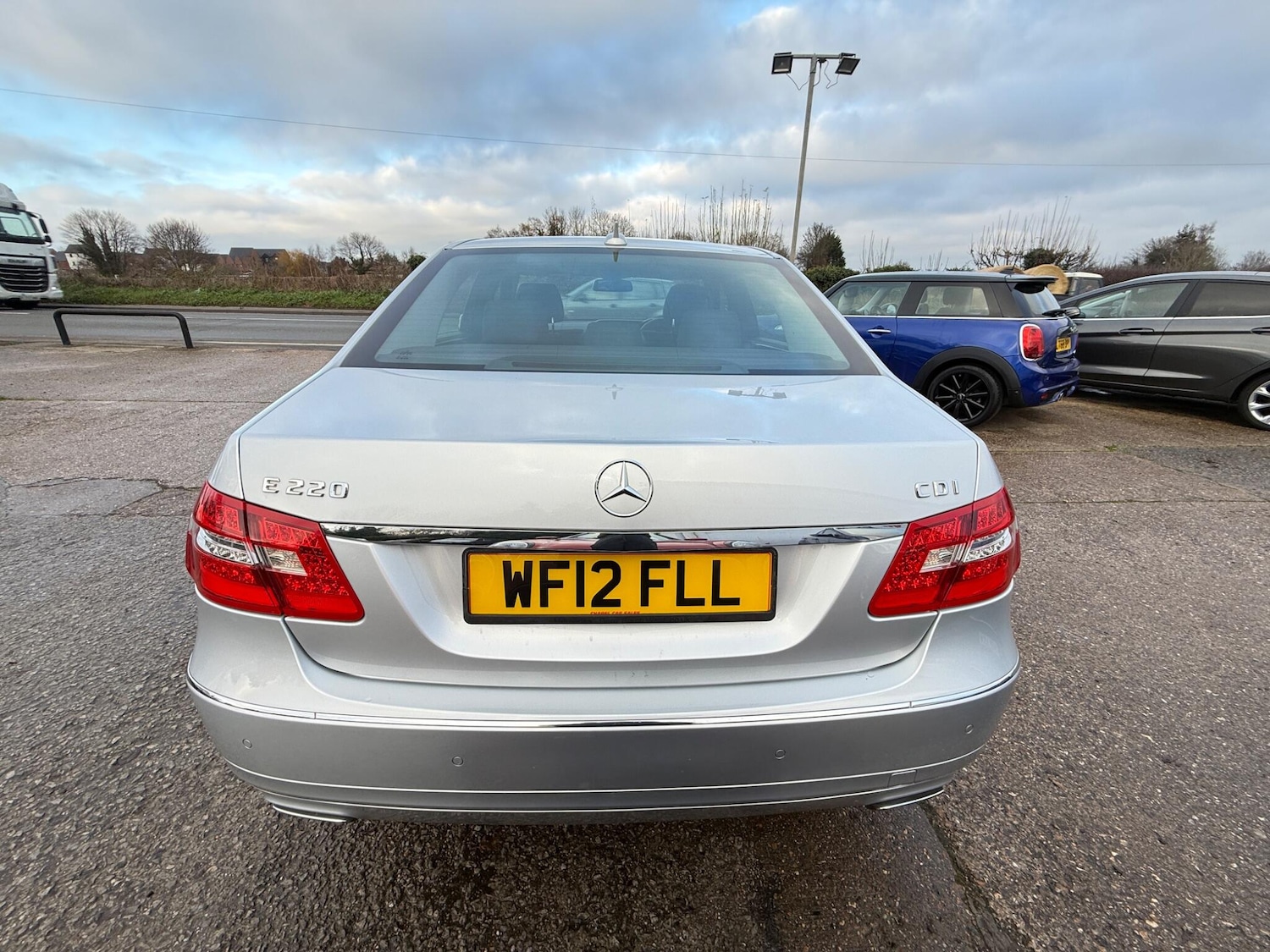 Used Mercedes-Benz E Class 2012 for sale - 76913187: Photo 6
