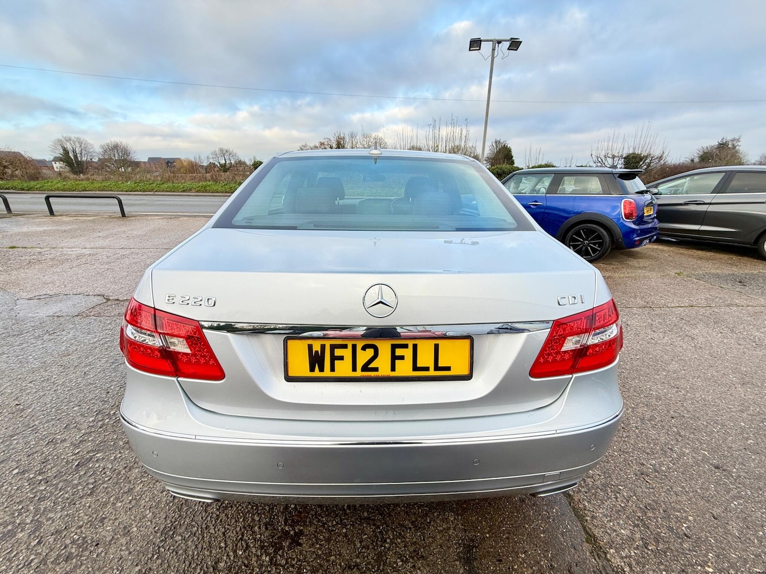 Used Mercedes-Benz E Class 2012 for sale - 76913187: Photo 7