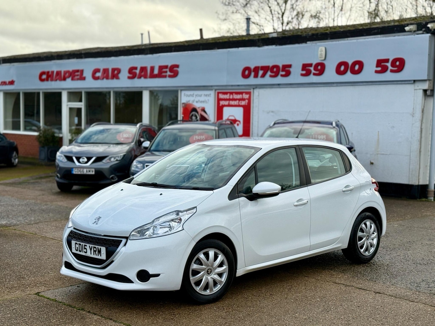 Used Peugeot 208 2015 for sale - 76926936: Photo 1