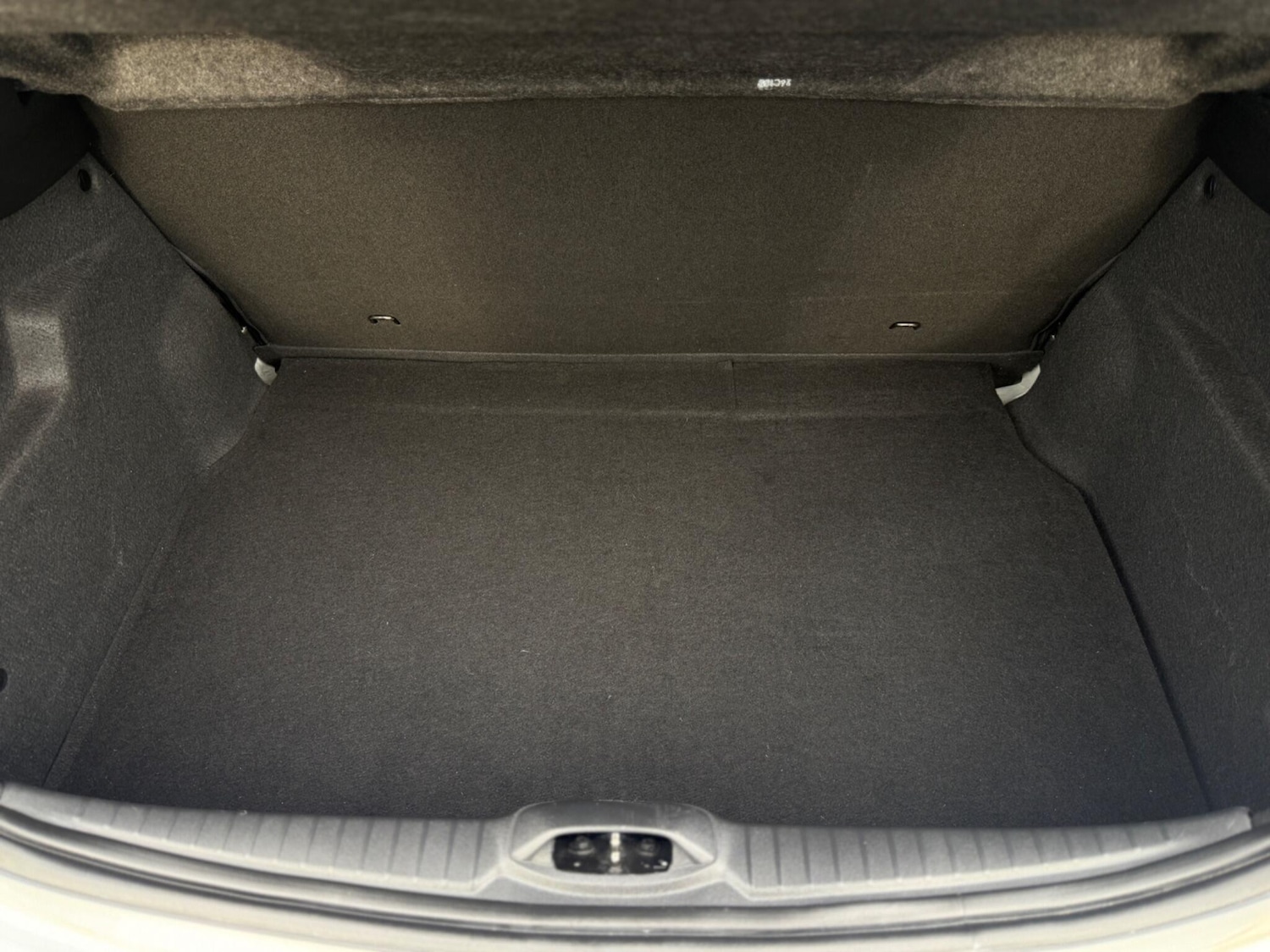 Used Peugeot 208 2015 for sale - 76926936: Photo 16