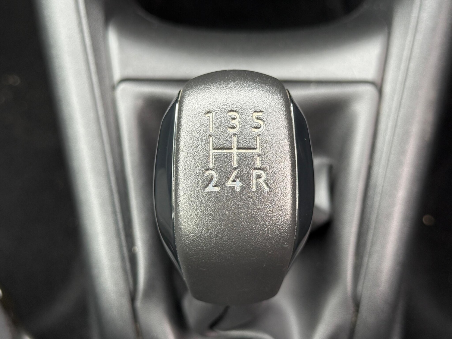 Used Peugeot 208 2015 for sale - 76926936: Photo 24