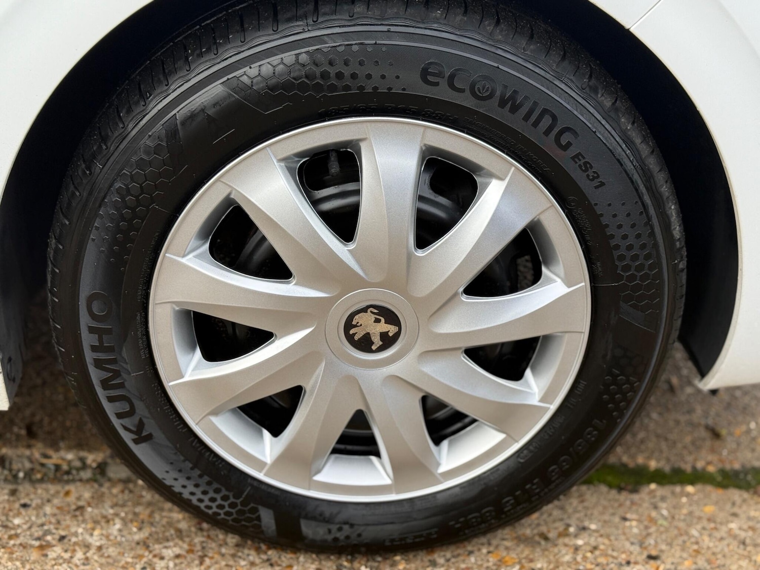 Used Peugeot 208 2015 for sale - 76926936: Photo 26