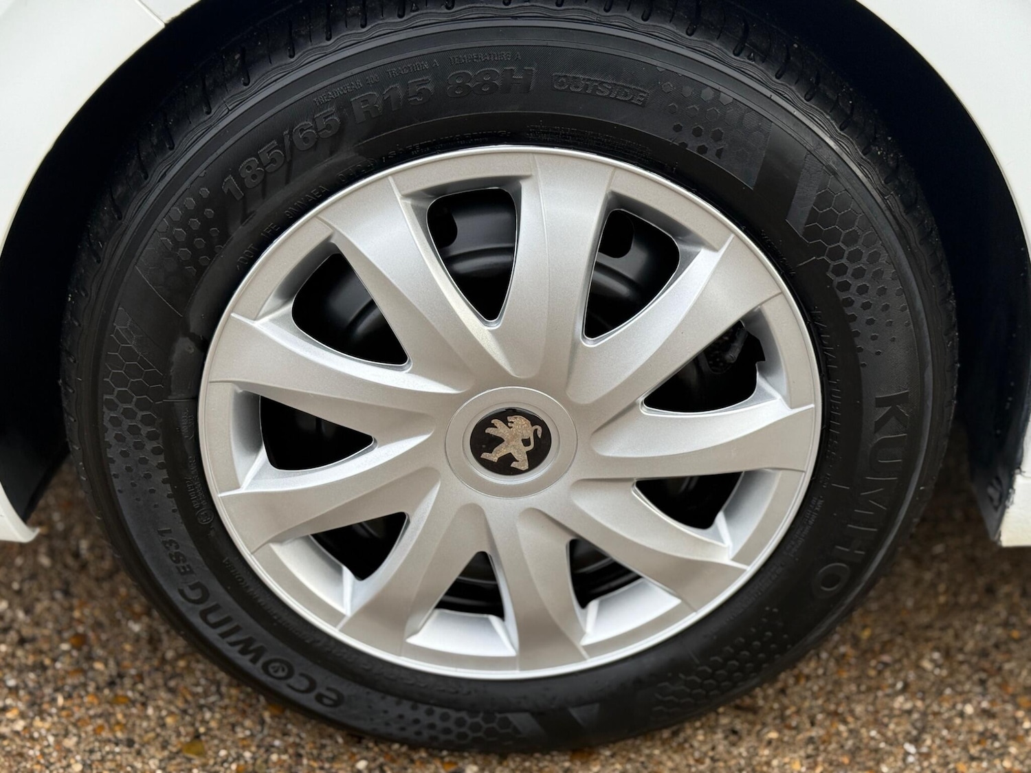 Used Peugeot 208 2015 for sale - 76926936: Photo 27