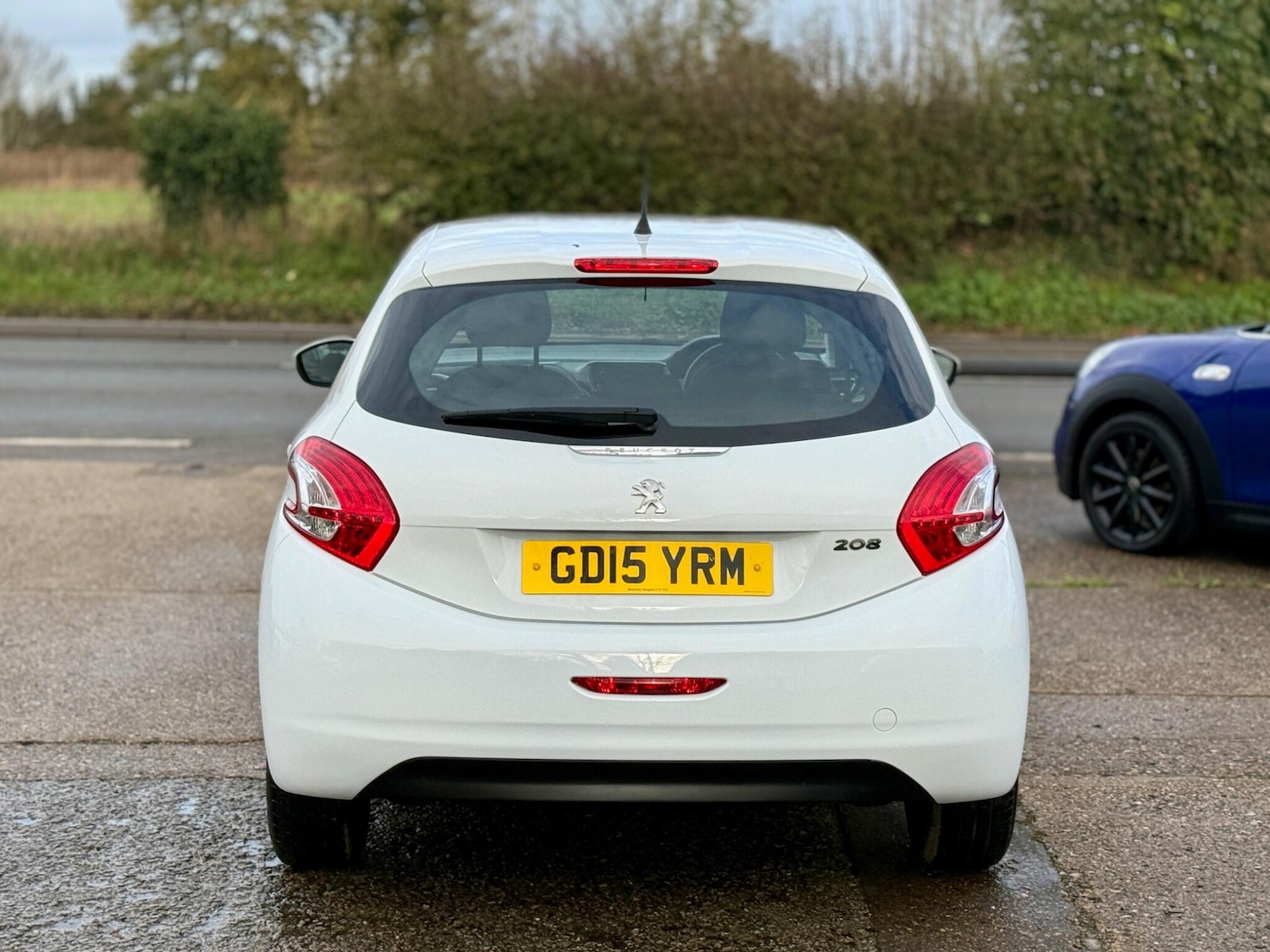 Used Peugeot 208 2015 for sale - 76926936: Photo 6