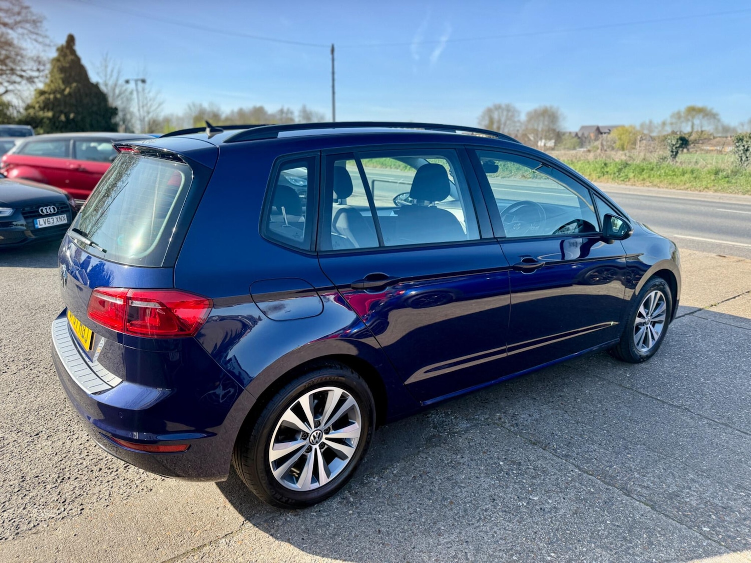 Used Volkswagen Golf SV 2017 for sale - 78171442: Photo 7