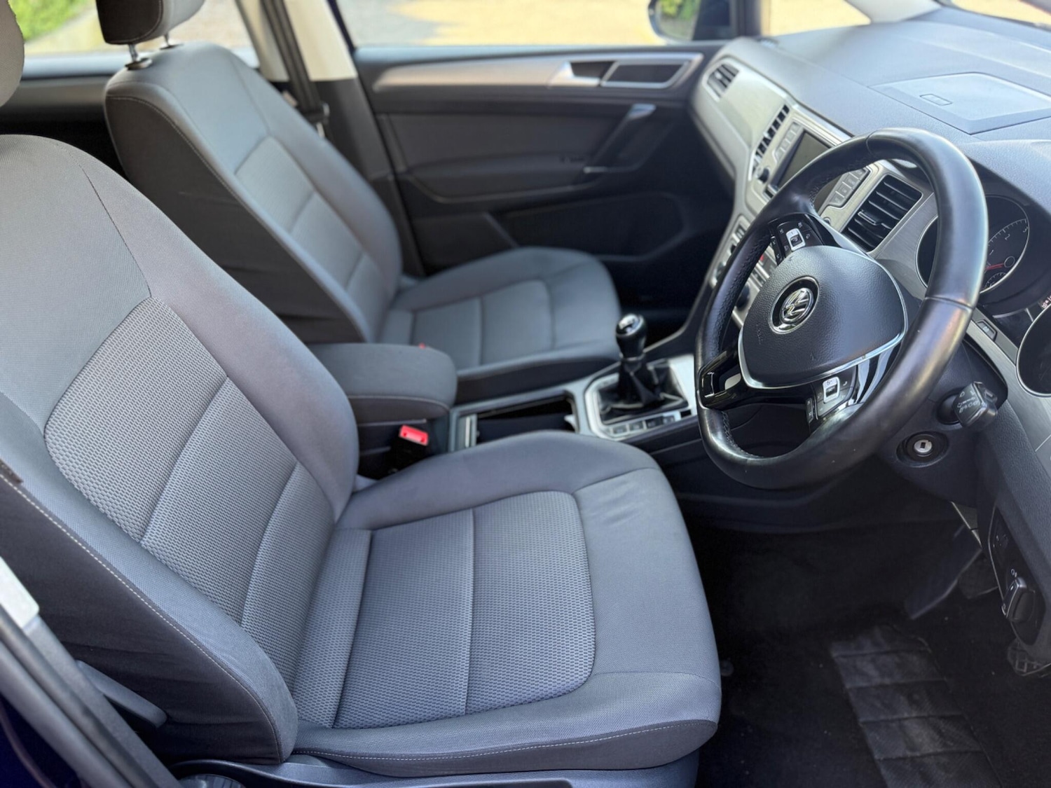 Used Volkswagen Golf SV 2017 for sale - 78171442: Photo 9