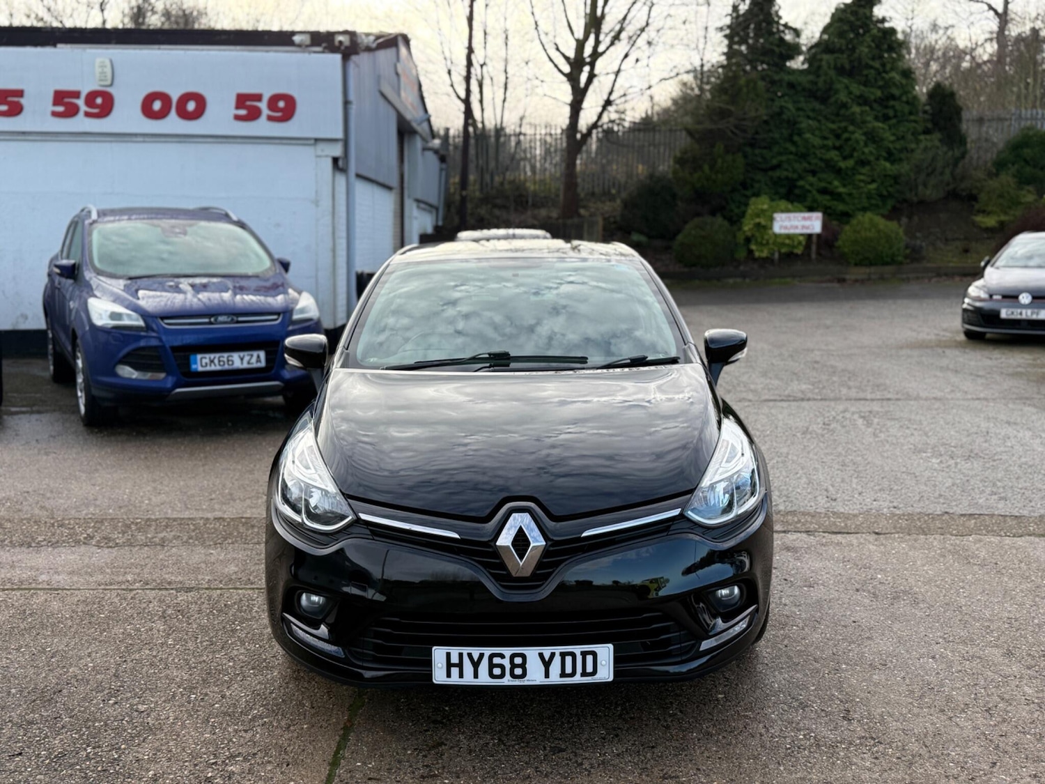 Used Renault Clio 2018 for sale - 77028938: Photo 2