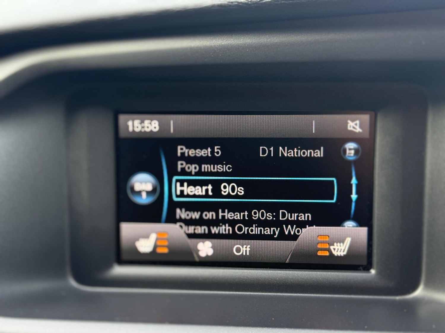 Used Volvo V40 2018 for sale - 78204661: Photo 21