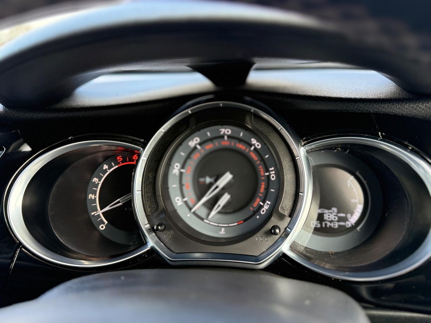 Used DS Automobiles DS 3 2016 for sale - 77468714: Photo 16