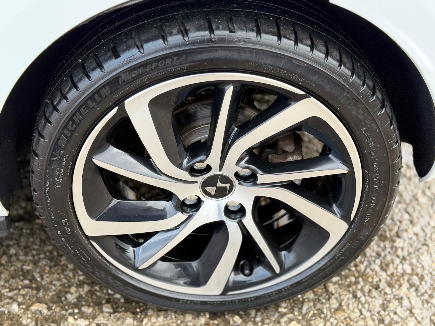 Used DS Automobiles DS 3 2016 for sale - 77468714: Photo 32