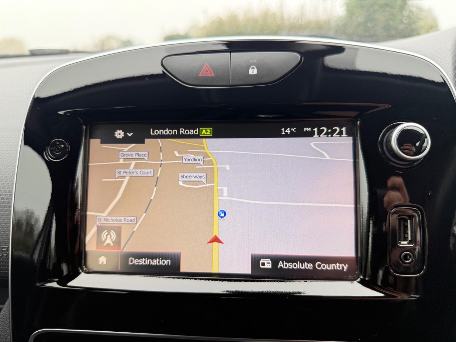 Used Renault Clio 2016 for sale - 76592549: Photo 16