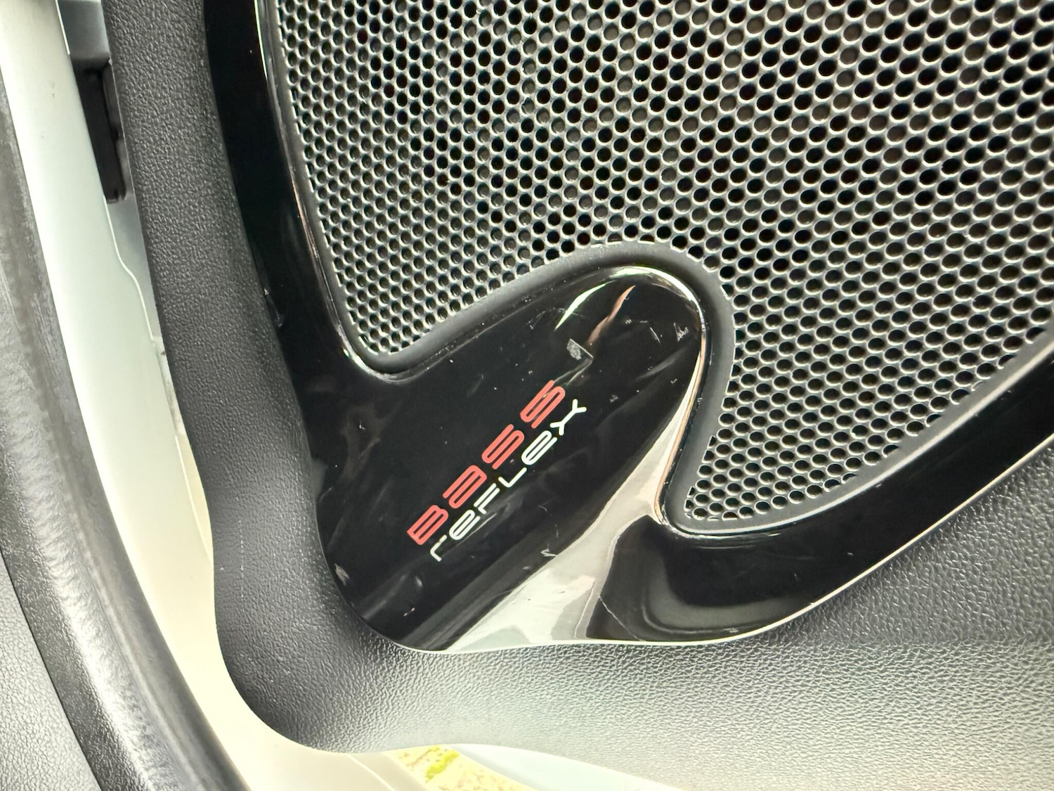 Used Renault Clio 2016 for sale - 76592549: Photo 28