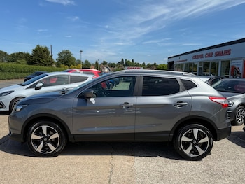 Used Nissan Qashqai 2017 for sale - 78910865: Photo