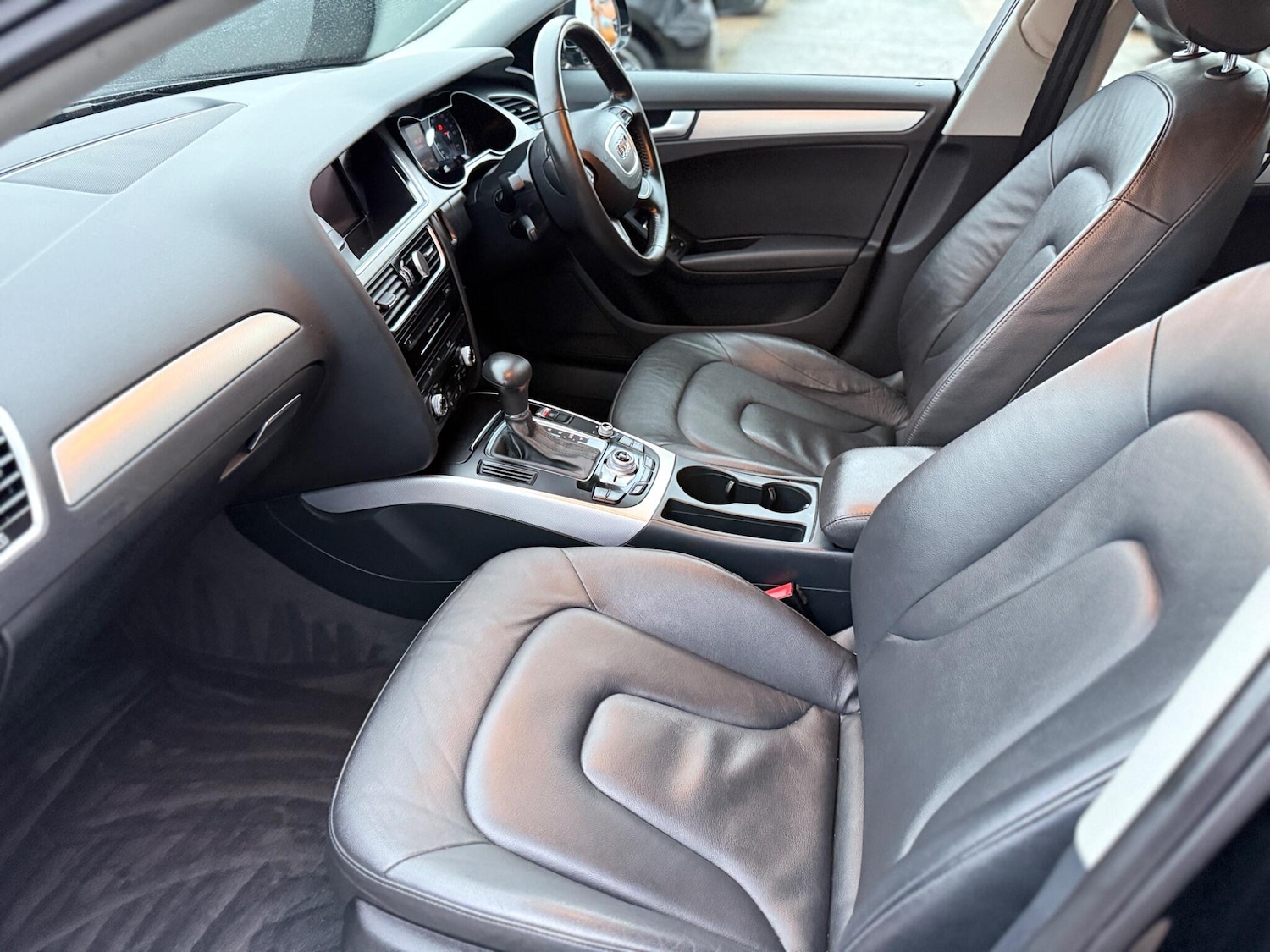 Used Audi A4 2013 for sale - 77455862: Photo 11