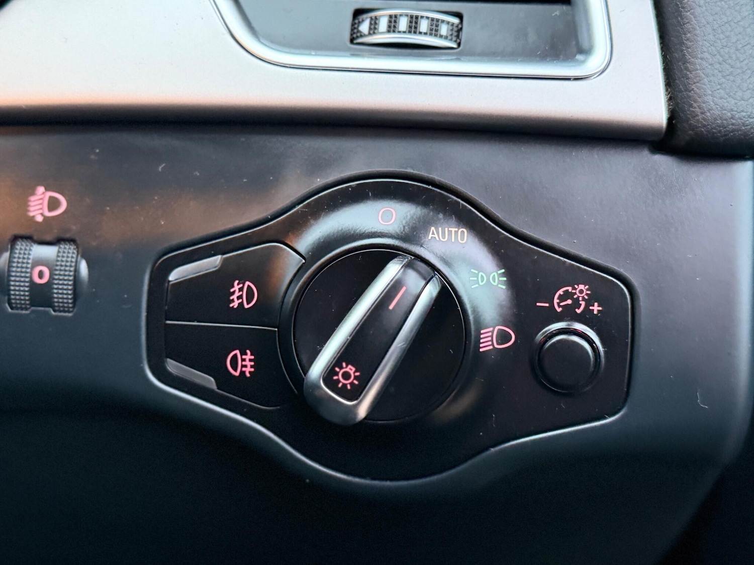 Used Audi A4 2013 for sale - 77455862: Photo 30