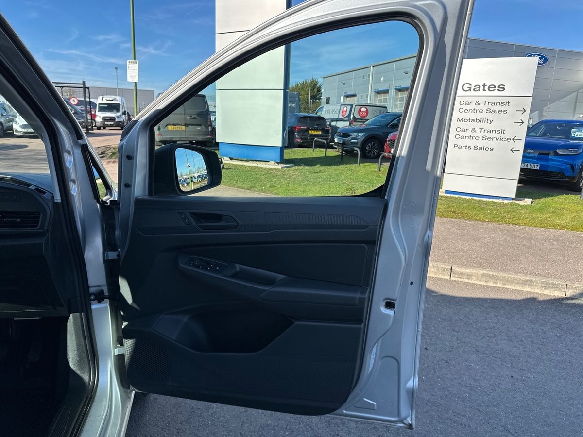 Used Ford Transit Connect 2025 for sale - 77726107: Photo 35