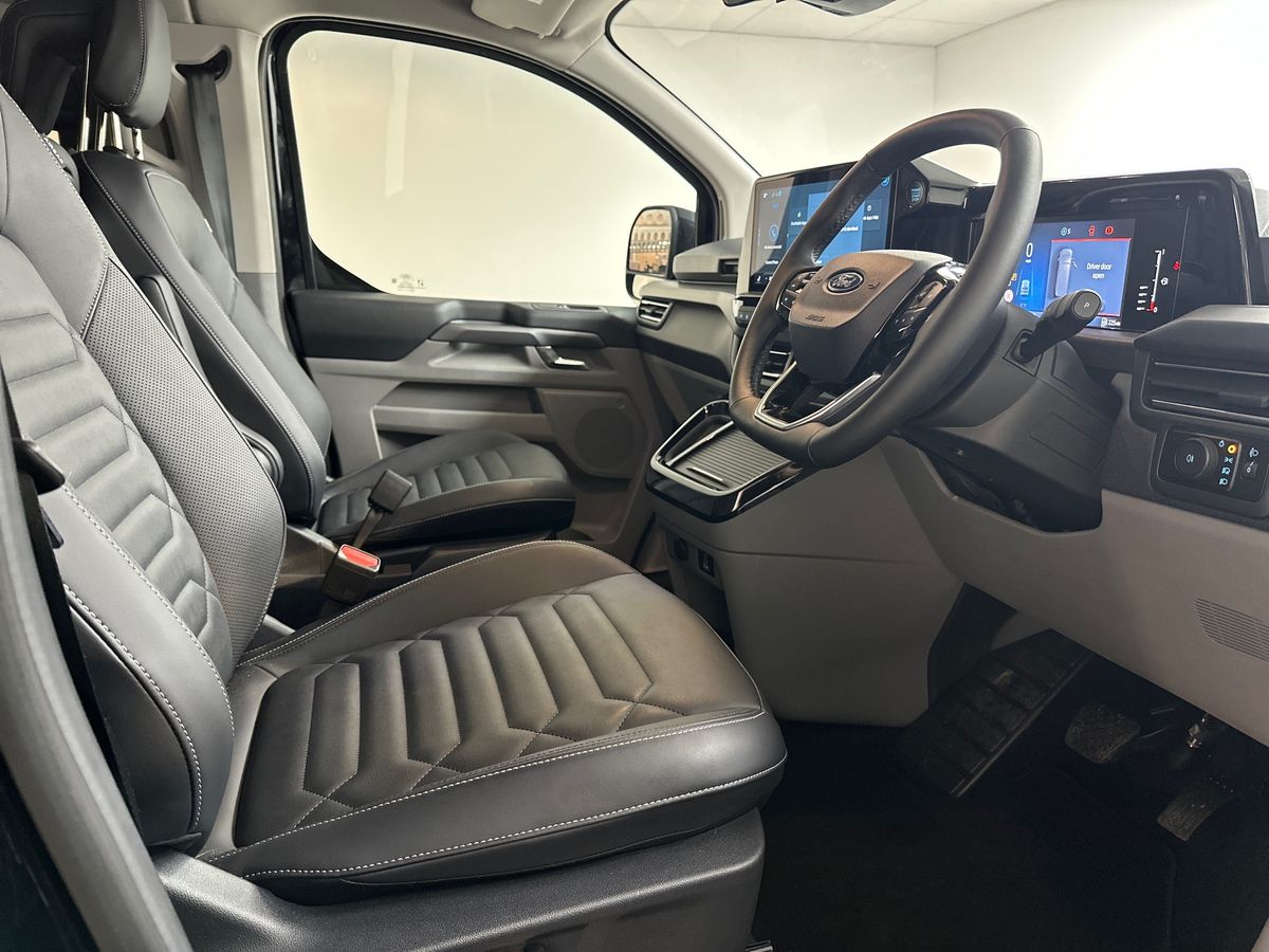 Used Ford Tourneo Custom 2025 for sale - 76168872: Photo 15