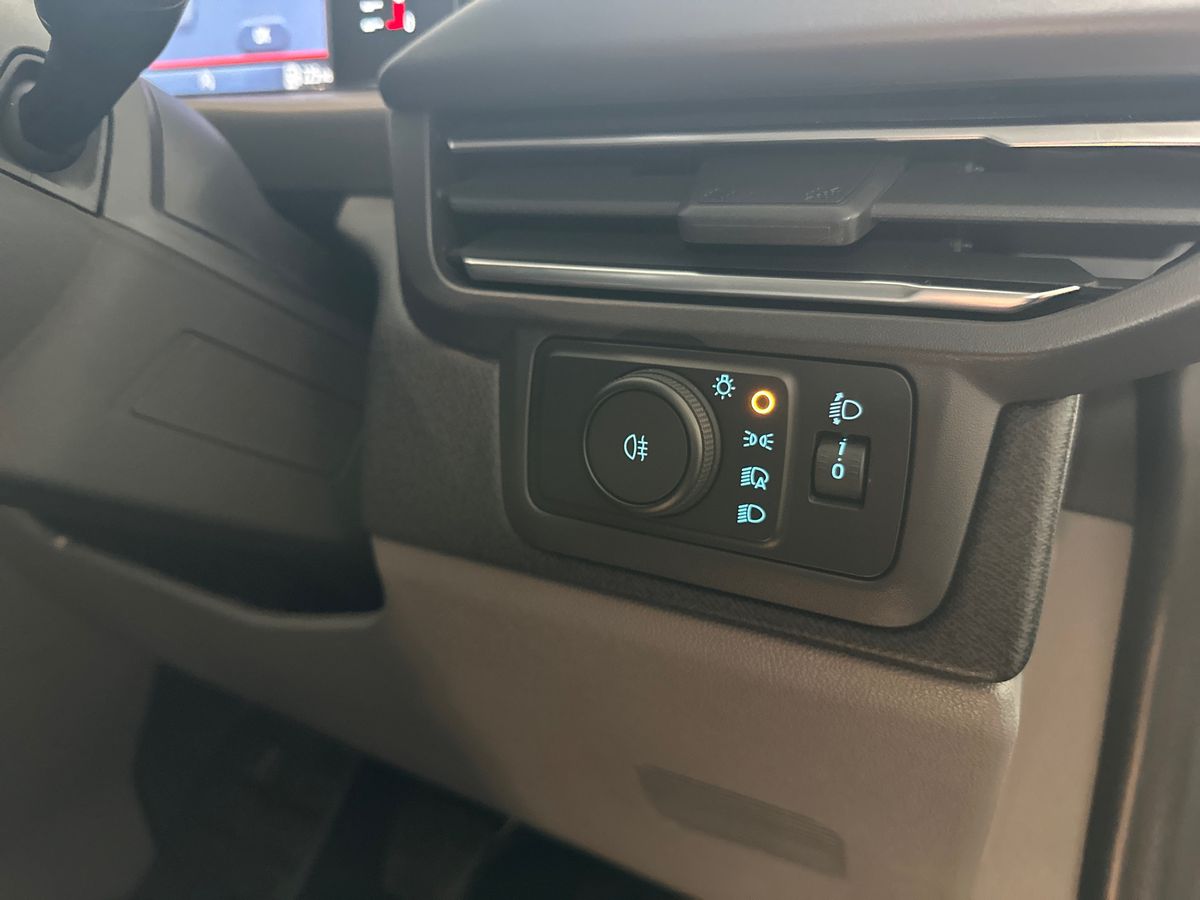 Used Ford Tourneo Custom 2025 for sale - 76168872: Photo 26