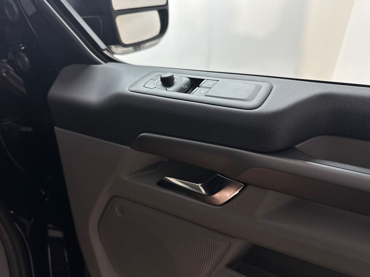 Used Ford Tourneo Custom 2025 for sale - 76168872: Photo 27