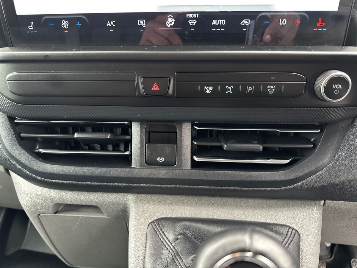 Used Ford Transit Custom 2024 for sale - 76575155: Photo 24