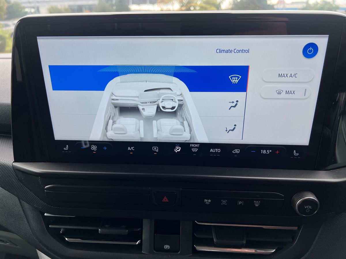 Used Ford Transit Custom 2024 for sale - 76544524: Photo 24