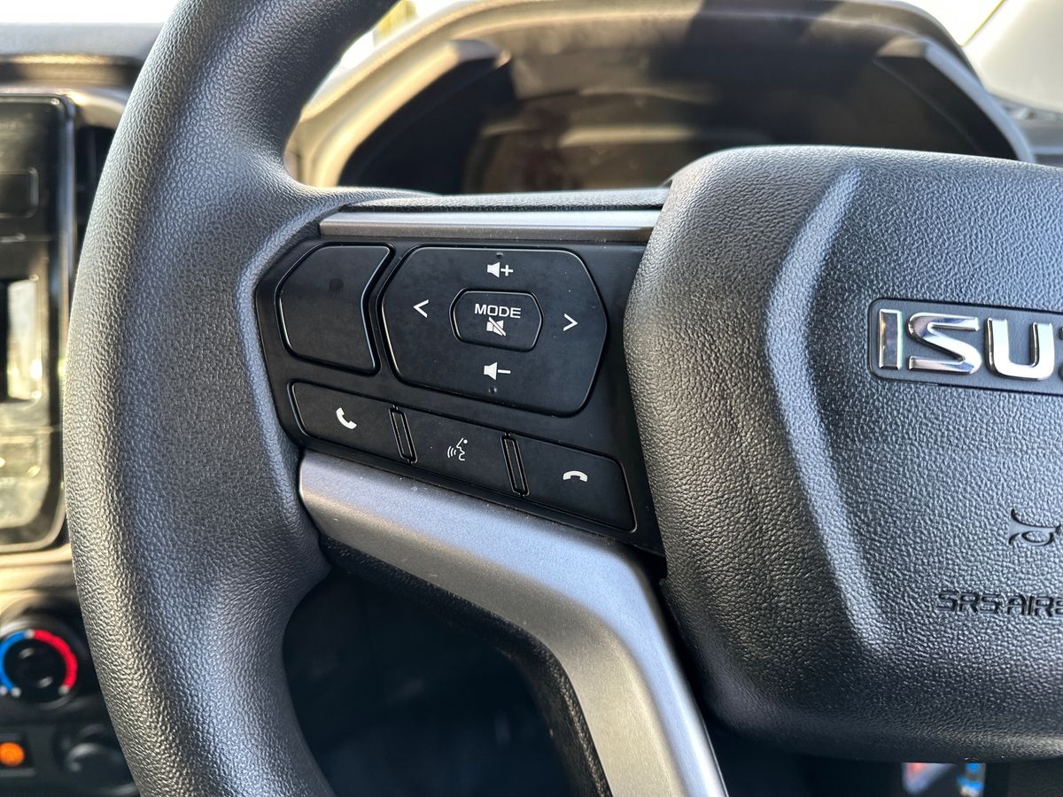 Used Isuzu D-Max 2023 for sale - 77205644: Photo 29