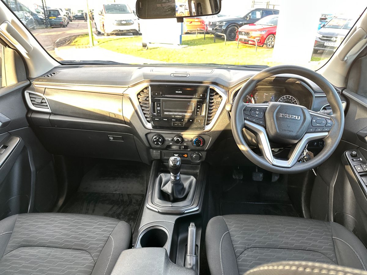 Used Isuzu D-Max 2023 for sale - 77205644: Photo 37