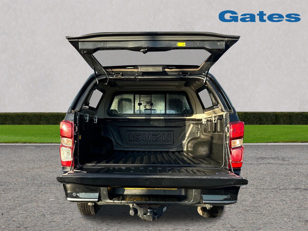 Used Isuzu D-Max 2023 for sale - 77205644: Photo 9