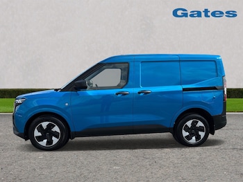 Used Ford Transit Courier 2025 for sale - 79418535: Photo