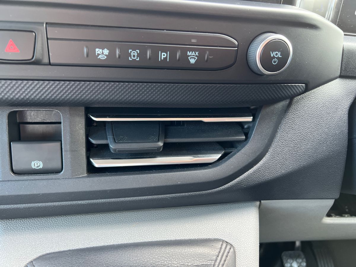 Used Ford Transit Custom 2024 for sale - 77047507: Photo 23