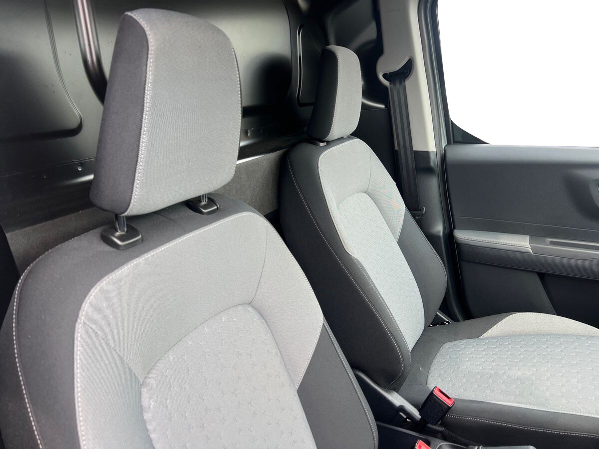 Used Ford Transit Courier 2024 for sale - 77406353: Photo 15