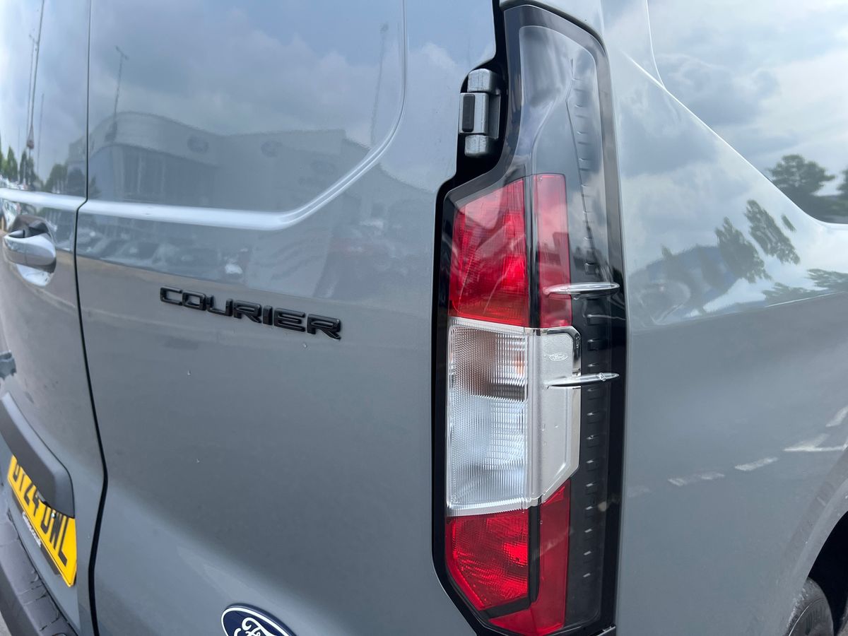 Used Ford Transit Courier 2024 for sale - 76145989: Photo 34