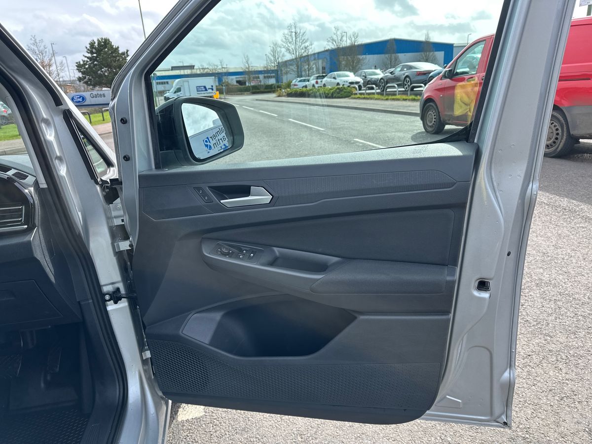 Used Ford Transit Connect 2025 for sale - 77885350: Photo 35