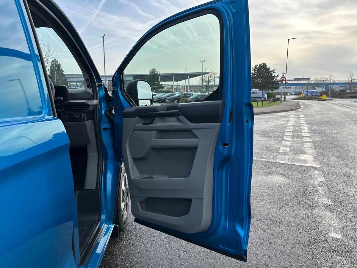 Used Ford Transit Custom 2024 for sale - 77031333: Photo 35