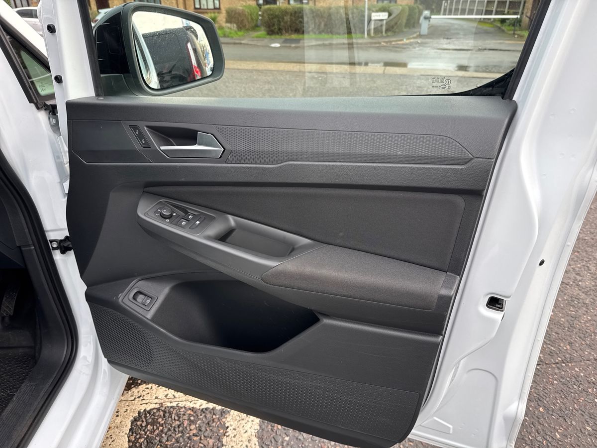 Used Ford Transit Connect 2025 for sale - 77047505: Photo 35