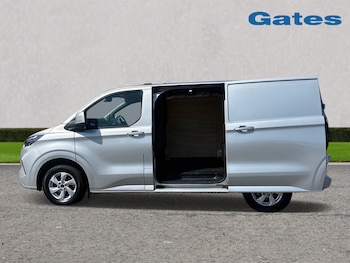 Used Ford Transit Custom 2024 for sale - 78467907: Photo