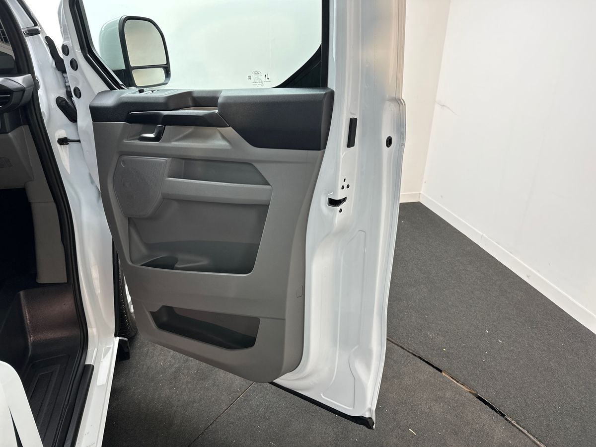 Used Ford Transit Custom 2024 for sale - 77576359: Photo 35